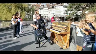 BOOGIE WOOGIE PARTY ON THE STREET - Nico Brina in Thun october 9, 2023 boogiewoogiepiano