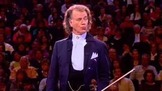 André Rieu and his orchestra make Drum and Bass Madness