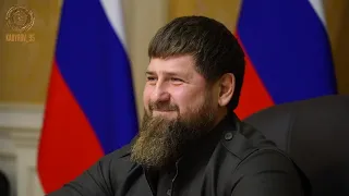 Рамзан Кадыров поздравил с днём  рождения  Владимира Владимировича Путина. Ахмат сила Аллаху Акбар
