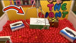 WON XBOX ONE S FROM GIANT CLAW MACHINE! | JOYSTICK