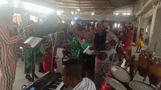 Ojochenemi/Ojochegbe (Kogi Language, Nigeria) Catholic mass offertory hymn by Jude Nnam #songs #God