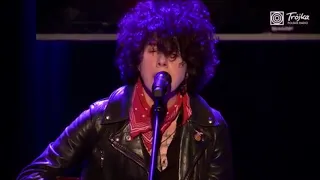 LP - Lost On You 2017-01-27 Live unplugged