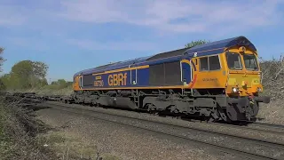 Felixstowe Container Freight Trains Passing Through Westerfield 21/4/22