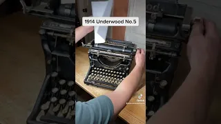 1914 Underwood No.5 Antique desktop typewriter function test