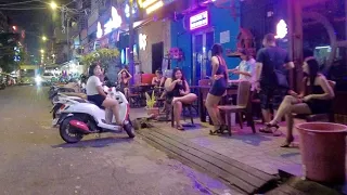 Nightlife Tour - Phnom Penh Street Scene - Cambodia 2022