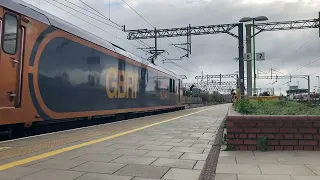 Light locos and a convoy at Watford Junction | 3.12.22