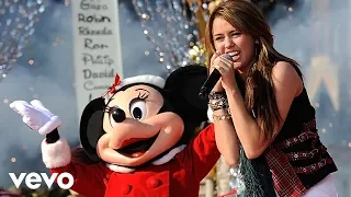 Miley Cyrus - Santa Claus Is Coming to Town (Live at Disney World Christmas Parade)