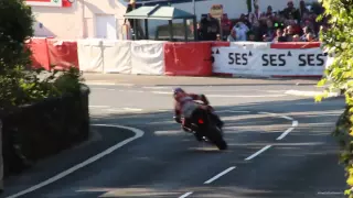 ISLE OF MAN TT RACES 2015 SUPERSPORT 600 & SIDECAR RACE JOHN MCGUINNESS MBE MV AGUSTA