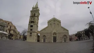 Coronavirus Messina, una domenica mai vista: il leone ruggisce nel deserto di Piazza Duomo