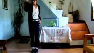 Dancing to Billie jeans (Michael Jackson Imitator)
