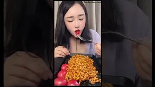 maggi challenge spicy in 20 seconds #shorts #asmrfood #mukbang