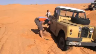 Land Rover in Tunesien