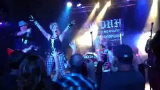 No Doubt cover band No Duh- Just a Girl