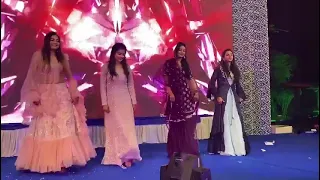 groom's sister group dance on pyara bhaiya mera and chote chote bhaiyo k bde bhaiya 🎉🎊🎉