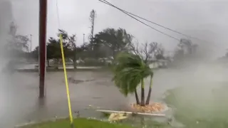 Hurricane Ian floods neighborhood in Cape Coral Florida