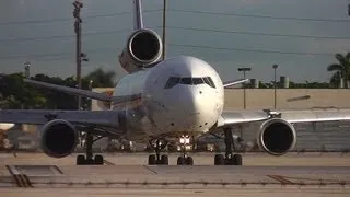 FedEx MD-11 Departs MIA