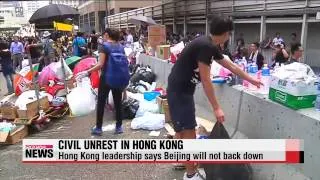 Hong Kong protests continues for universal suffrage   홍콩 시위 확산...주요 기능 사실상 마비