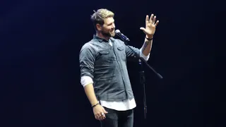 Brian McFadden in Manila OPENING NUMBER When You're Looking Like That by Westlife