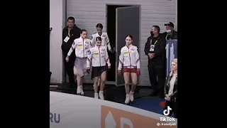 Eteri Tutberidze, Anna Shcherbakova, Aliona Kostornaia, Alexandra Trusova, Kamila Valieva - 5 Queens