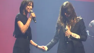 Charlotte Gainsbourg et Lou Doillon - Quoi