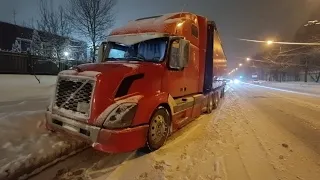 Volvo VNL 670 Снежный путь от Юга на Запад, Снег по колено, Пробки и Идиоты на трассе м4