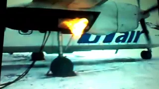 Зажегся  двигатель у самолета ан 24