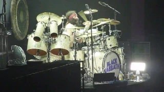 Crazy Drum Solo - Rat Salad - Black Sabbath Tommy Clufetos 02.02.2017 Birmingham Genting Arena