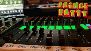 15 Minutes of Live Dubbing Classic Reggae Riddims!