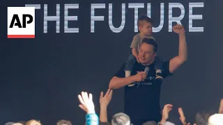Elon Musk visits troubled Tesla gigafactory near Berlin