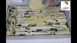 Mit dieser speziellen Soße wird das Börek innen super saftig und oben knusprig gebacken