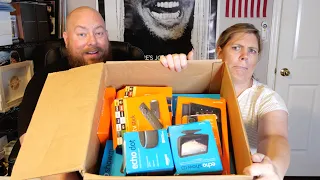 We Bought an Amazon ELECTRONICS MYSTERY BOX of Amazon Returns - Pallet Unboxing