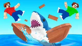 Surviving A SHARK ATTACK SIMULATOR! (Roblox)