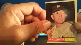 Vintage baseball card pickups from the LCS. Roberto Clemente and Mickey Mantle