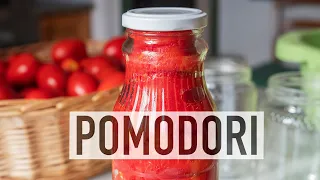 HOW TO MAKE HOMEMADE PEELED TOMATOES