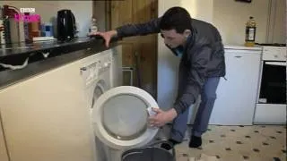 Washing Machine Fail - Young, Dumb and Living Off Mum - BBC Three