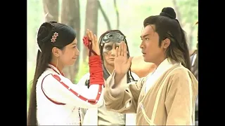 Zhang Wuji was thinking about fighting Zhao Min to the death, but she didn't expect her to do this.