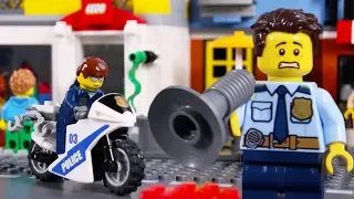 LEGO Police Car Chase STOP MOTION LEGO Police School: Catch The Crooks  | LEGO City | Billy Bricks