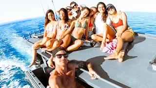 BOAT PARTY With The Crew And MY NEW NEIGHBOURS!! - Ep 242