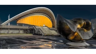 Berlin - Haus der Kulturen der Welt ("Schwangere Auster")