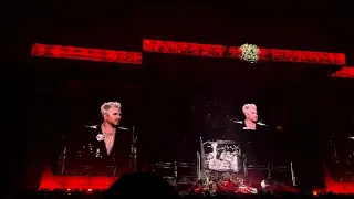 Show must go on-QUEEN +Adam Lambert Tokyo LIVE