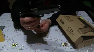 Страйкбольный пневматический пистолет стреляет пульками 6 мм Airsoft Gun C.10