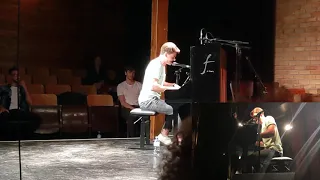 Coldplay - Politik (Live Acoustic Cover) - Piano breaks during performance