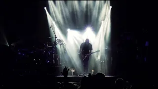 Echoes  - 'Comfortably Numb' feat. Michael Sadler of SAGA (Live From The Dark Side)