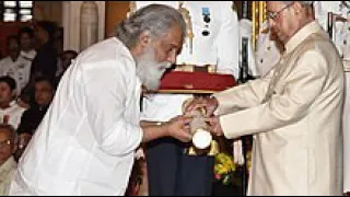 Padma Vibhushan Dr.K.J. Yesudas - Madhurambham Bhajare