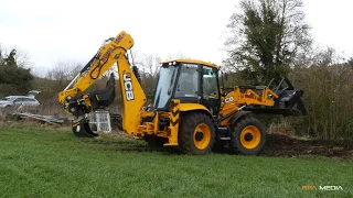 NEW JCB 4CX with full Engcon tilt rotator and control system. The ultimate backhoe loader