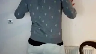 Callum’s Corner twerking for an hour (Very sorry for this cal)