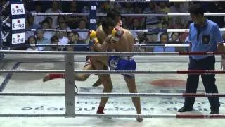 Petchboonchu F.A. Group vs. Nong-O Gaiyang5dao (4.10.2012 Full fight) HD