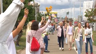 Human Chains, Protests Continue Into Fifth Night In Belarus