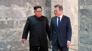 South Korean president arrives at Pyongyang airport