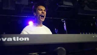 Jacob Collier "Don't You Know" live in Detroit, 4 March 2019